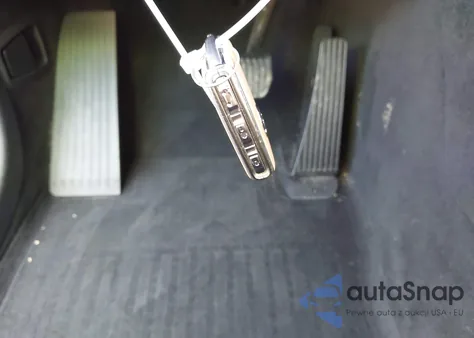 2018 Volvo Xc60 T5 Inscription z USA, uszkodzony, nr VIN YV4102RL3J1023911